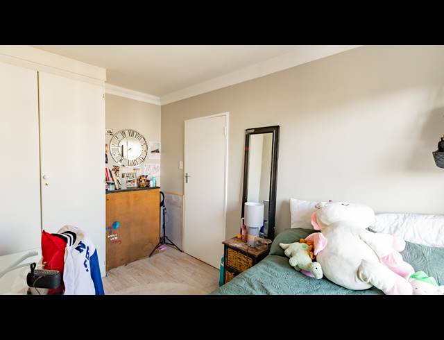 2 BEDROOM APARTMENT FOR SALE IN WELTEVREDEN PARK